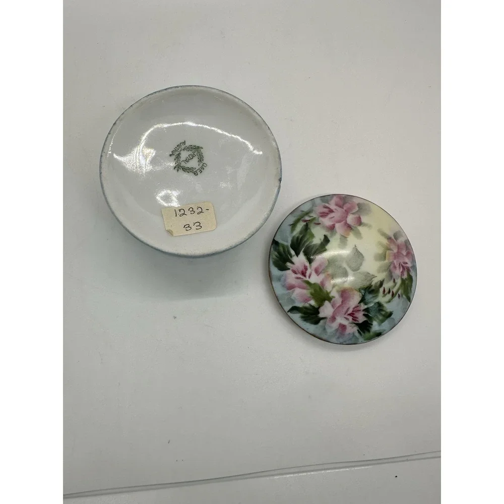 O.&E.G. Royal Austria Austrian Porcelain Dresser‎ Box. Pink And Green Flowers